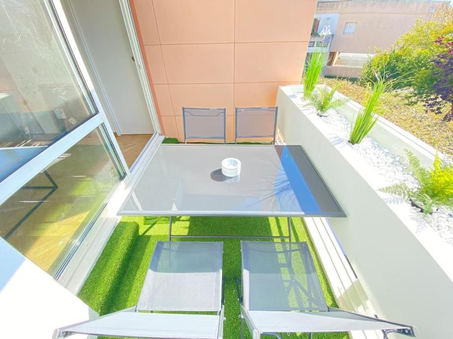 Plein Charme Aux Minimes Terrasse Calme + Parking Apartment La Rochelle  Exterior foto
